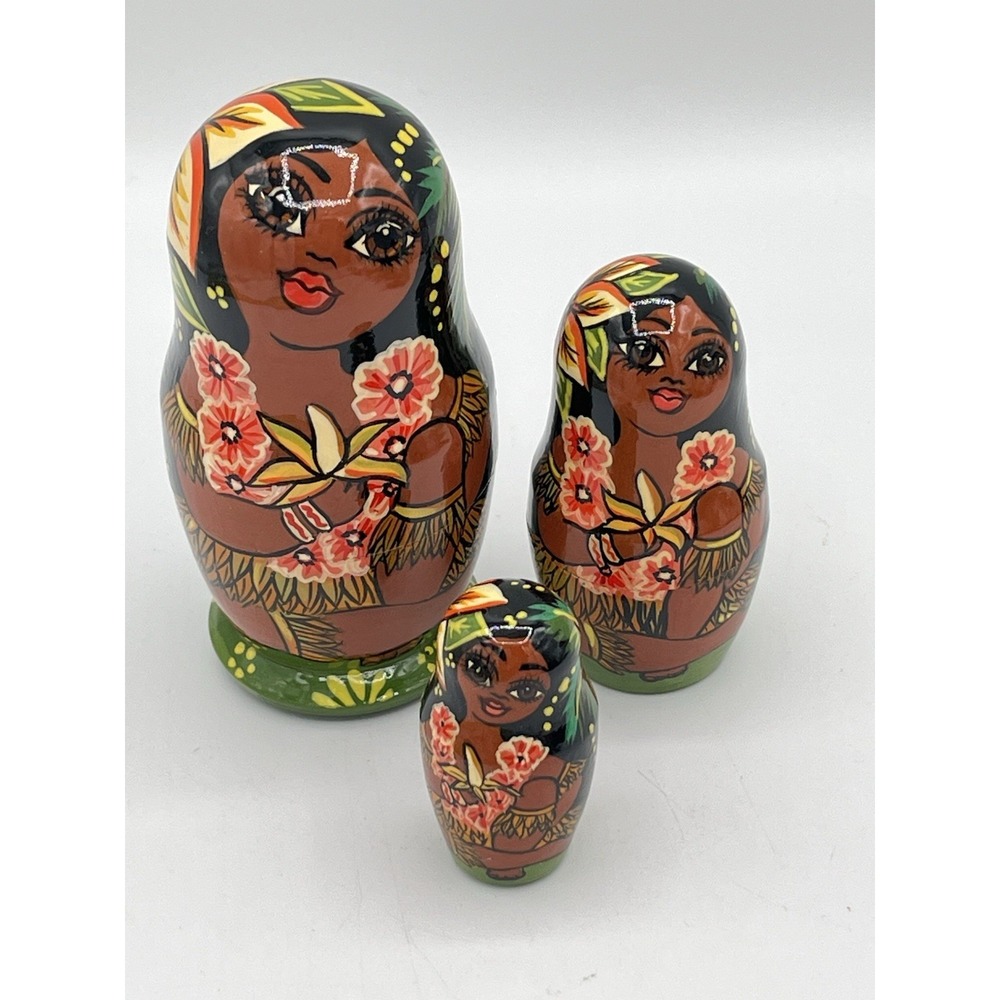 Nicolay Gurgeiff Signed Russian Nesting Dolls 3 Pc Hand Painted Hawaii